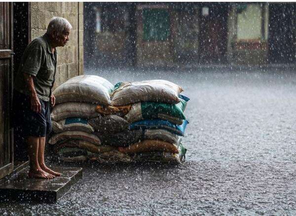 Musim Banjir Datang, Kenali 5 Penyakit Ini Sebelum Terlambat! Musim Banjir Datang, Kenali 5 Penyakit Ini Sebelum Terlambat!