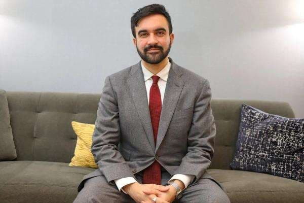 Muslim Pertama Calon Wali Kota New York Zohran Mamdani Hadapi Serangan Rasis Muslim Pertama Calon Wali Kota New York Zohran Mamdani Hadapi Serangan Rasis