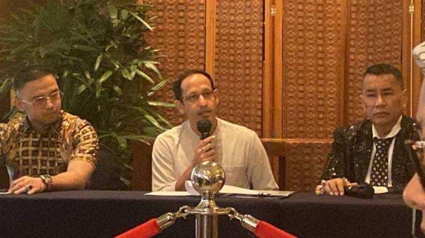 Nadiem: Laptop Chromebook Bisa Lindungi Murid dan Guru dari Pornografi hingga Judol Nadiem: Laptop Chromebook Bisa Lindungi Murid dan Guru dari Pornografi hingga Judol