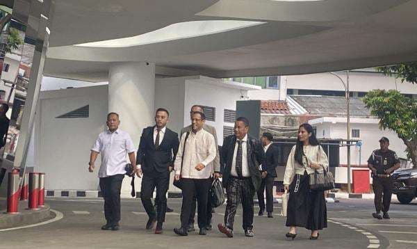 Diperiksa Kasus Chromebook, Nadiem Makarim Datangi Kejagung Didampingi Hotman Paris Diperiksa Kasus Chromebook, Nadiem Makarim Datangi Kejagung Didampingi Hotman Paris