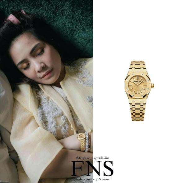 Mewah Banget, Nagita Slavina Pakai Jam Seharga Mobil saat Lebaran Mewah Banget, Nagita Slavina Pakai Jam Seharga Mobil saat Lebaran