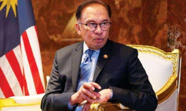 Najib Razak Jalani Tahanan Rumah, PM Anwar Ibrahim Tekankan Persatuan Malaysia Najib Razak Jalani Tahanan Rumah, PM Anwar Ibrahim Tekankan Persatuan Malaysia