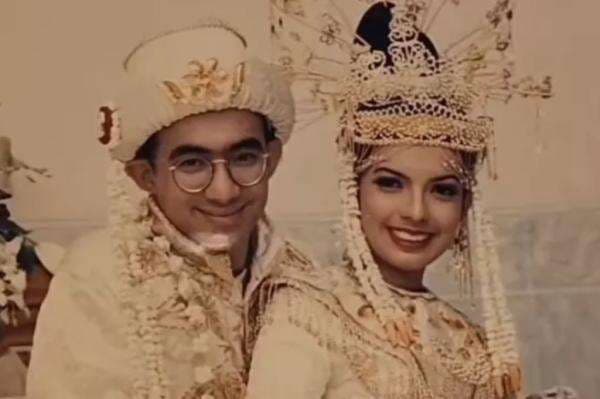 Najwa Shihab Menikah di Usia Berapa? Pesan Ayahanda Begitu Menyentuh Najwa Shihab Menikah di Usia Berapa? Pesan Ayahanda Begitu Menyentuh