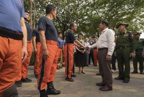 Negara ini Justru Tawarkan Penghargaan Tulus dengan Tarif Tinggi yang Dijatuhkan Trump Negara ini Justru Tawarkan Penghargaan Tulus dengan Tarif Tinggi yang Dijatuhkan Trump