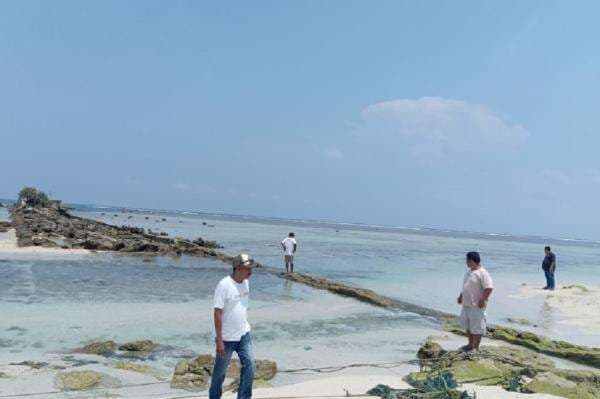 Ajaib! Nelayan Perempuan Hilang di Sukabumi Selamat usai Terapung Berhari-hari di Laut Ajaib! Nelayan Perempuan Hilang di Sukabumi Selamat usai Terapung Berhari-hari di Laut