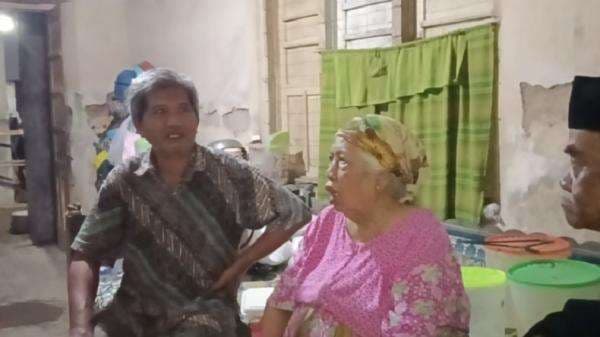 Sadis! Perampok di Jombang Banting Nenek 75 Tahun lalu Rampas Perhiasan Korban Sadis! Perampok di Jombang Banting Nenek 75 Tahun lalu Rampas Perhiasan Korban