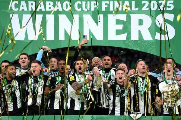 Newcastle Juara Piala Liga Inggris, Akhir Penantian 70 Tahun! Newcastle Juara Piala Liga Inggris, Akhir Penantian 70 Tahun!