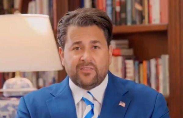 Waduh, Trump Tunjuk Influincer Anti-Islam jadi Dubes AS untuk Malaysia Waduh, Trump Tunjuk Influincer Anti-Islam jadi Dubes AS untuk Malaysia