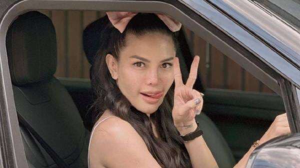 Viral Nikita Mirzani Dituduh Jual Rumah untuk Suap Hakim, Begini Komentarnya! Viral Nikita Mirzani Dituduh Jual Rumah untuk Suap Hakim, Begini Komentarnya!