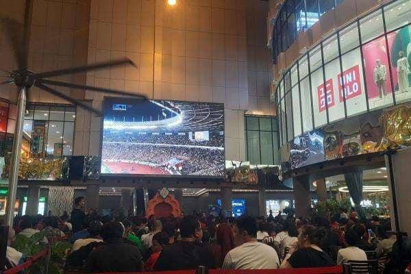 Nobar Indonesia vs Bahrain yang Digelar RCTI+ Tembus 7.000 Orang Nobar Indonesia vs Bahrain yang Digelar RCTI+ Tembus 7.000 Orang