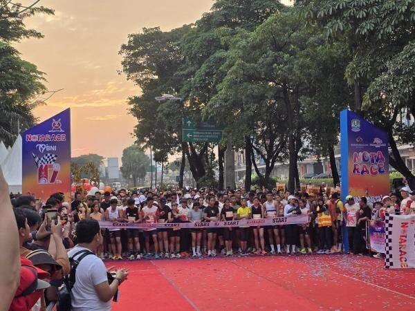 Gila! 4.200 Pelari Ramaikan Notarace 2025 di Bekasi, Notaris Kini Bukan Cuma Urus Dokumen Gila! 4.200 Pelari Ramaikan Notarace 2025 di Bekasi, Notaris Kini Bukan Cuma Urus Dokumen
