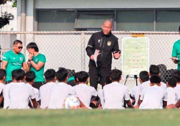 Nova Arianto Puas dengan Performa Timnas Indonesia U-16 usai Gilas PSS Sleman Nova Arianto Puas dengan Performa Timnas Indonesia U-16 usai Gilas PSS Sleman