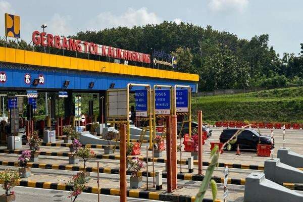 One Way Lokal Jalan Tol Jateng Berakhir, Polda Jateng: Arus Lalu Lintas Turun Signifikan One Way Lokal Jalan Tol Jateng Berakhir, Polda Jateng: Arus Lalu Lintas Turun Signifikan