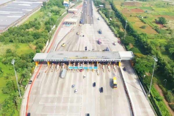One Way Nasional Tol Transjawa Ditutup, Hari Ini Arus Lalu Lintas Kembali Normal One Way Nasional Tol Transjawa Ditutup, Hari Ini Arus Lalu Lintas Kembali Normal