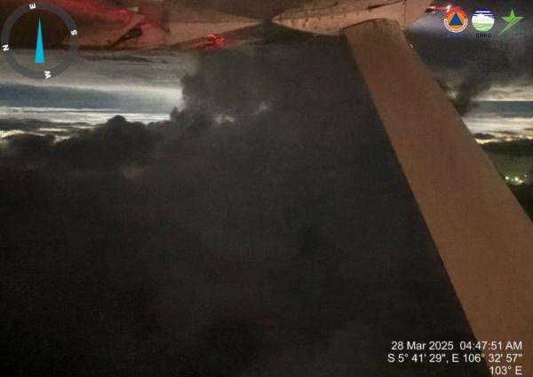 Cegah Cuaca Ekstrem Saat Mudik, 2 Ton Garam Ditaburkan di Langit Jakarta-Jabar Cegah Cuaca Ekstrem Saat Mudik, 2 Ton Garam Ditaburkan di Langit Jakarta-Jabar