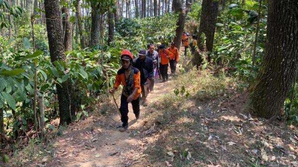 Hilang di Bukit Sipisopiso, Bule Perancis Ditemukan Terkapar di Pinggir Sungai Hilang di Bukit Sipisopiso, Bule Perancis Ditemukan Terkapar di Pinggir Sungai