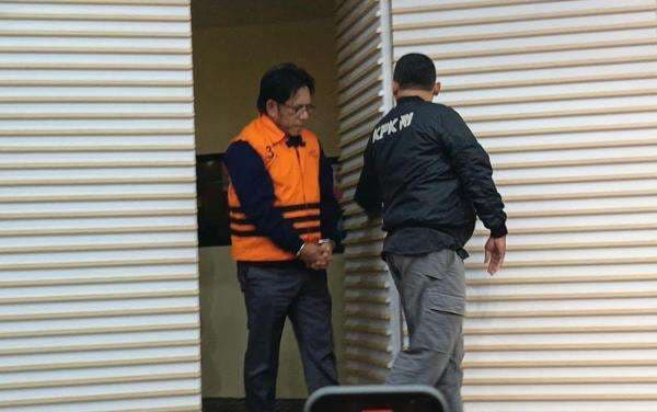 Ditetapkan Tersangka, Dirut Inhutani V Dicky Yuana Rady Langsung Ditahan KPK Ditetapkan Tersangka, Dirut Inhutani V Dicky Yuana Rady Langsung Ditahan KPK