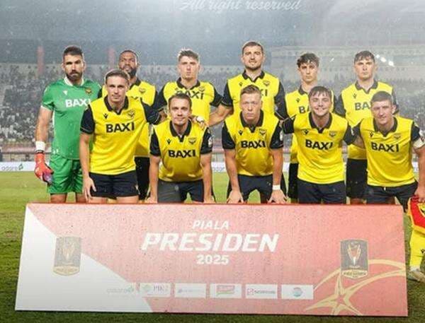 Alasan Pelatih Oxford United Kalah 1-2 dari Port FC hingga Gagal Juara Piala Presiden 2025 Alasan Pelatih Oxford United Kalah 1-2 dari Port FC hingga Gagal Juara Piala Presiden 2025