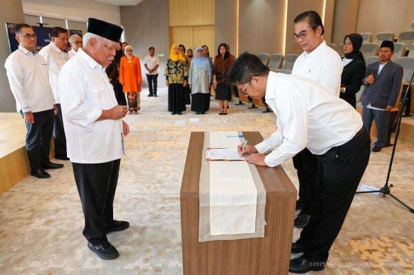 Pak Bas Lantik 2 Pejabat Baru Badan OIKN, Ini Sosoknya Pak Bas Lantik 2 Pejabat Baru Badan OIKN, Ini Sosoknya