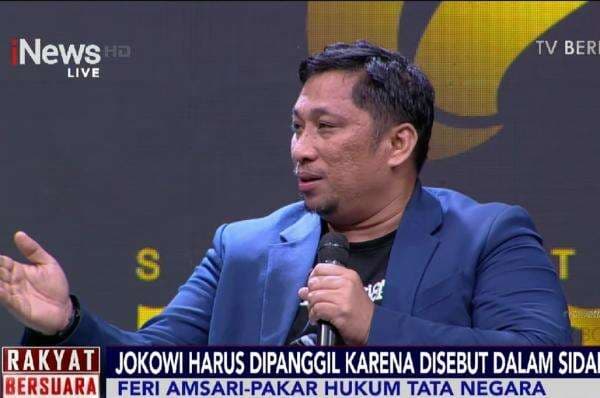 Feri Amsari: Nama Jokowi Disebut Hasto dan Tom Lembong, Kenapa Tak Dihadirkan di Sidang? Feri Amsari: Nama Jokowi Disebut Hasto dan Tom Lembong, Kenapa Tak Dihadirkan di Sidang?