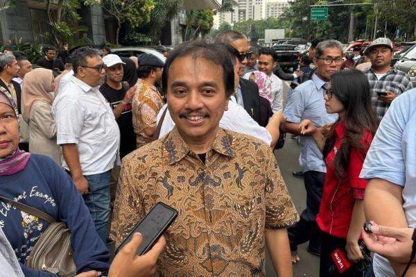 Roy Suryo Klaim Didukung Keturunan Raja hingga Jenderal untuk Suarakan Ijazah Jokowi Roy Suryo Klaim Didukung Keturunan Raja hingga Jenderal untuk Suarakan Ijazah Jokowi