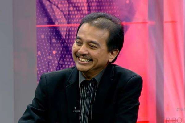 Roy Suryo Beberkan Alasan Layangkan Somasi ke Jokowi Roy Suryo Beberkan Alasan Layangkan Somasi ke Jokowi