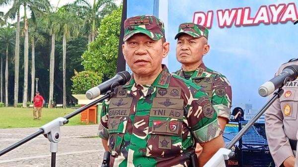 Pangdam Jaya Perintahkan Anak Buah Dampingi Polisi: Bersihkan Preman! Pangdam Jaya Perintahkan Anak Buah Dampingi Polisi: Bersihkan Preman!