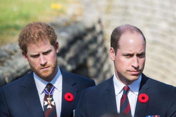 Pangeran William Dikabarkan Coret Harry dari Daftar Tamu Penobatannya sebagai Raja Pangeran William Dikabarkan Coret Harry dari Daftar Tamu Penobatannya sebagai Raja