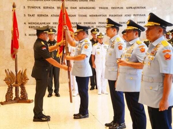 Panglima TNI Pimpin Sertijab Jabatan Strategis, Tiga Jenderal Penerbang Tempur Ini Resmi Bergeser