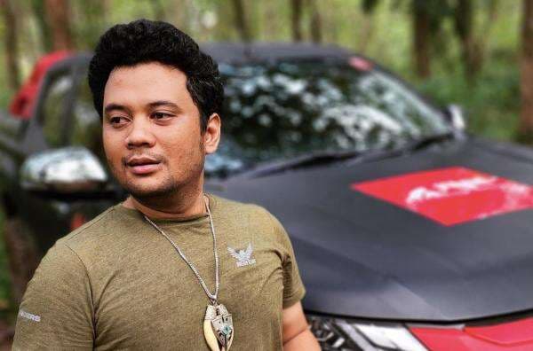 Hobi Pelihara Ular, Panji Petualang Disebut Anak Jin Hobi Pelihara Ular, Panji Petualang Disebut Anak Jin