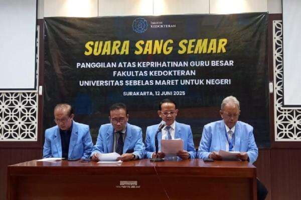 Para Guru Besar FK UNS Minta Presiden Prabowo Ingatkan Menkes Para Guru Besar FK UNS Minta Presiden Prabowo Ingatkan Menkes