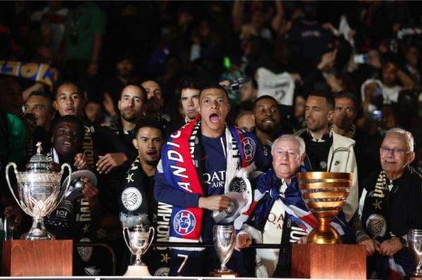 Paris Saint-Germain Juara Liga Prancis, Laga Perpisahan Kylian Mbappe Ternoda Paris Saint-Germain Juara Liga Prancis, Laga Perpisahan Kylian Mbappe Ternoda