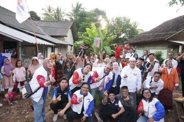 Partai Perindo Banten Salurkan Bantuan hingga Bersihkan Rumah Korban Banjir di Serang Partai Perindo Banten Salurkan Bantuan hingga Bersihkan Rumah Korban Banjir di Serang