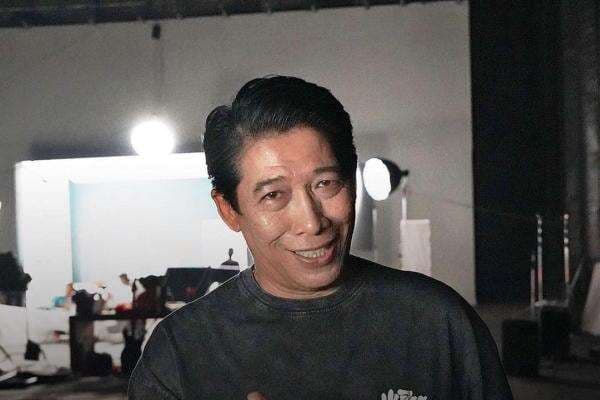 Parto Patrio Ogah Pindah Rumah meski Kawasan Huniannya Langganan Banjir Parto Patrio Ogah Pindah Rumah meski Kawasan Huniannya Langganan Banjir