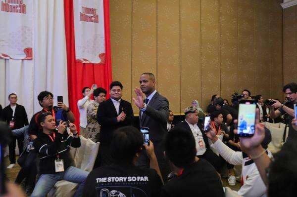 Pemain Persib Bandung Gervane Kastaneer Bicara Kinerja Patrick Kluivert di Timnas Curacao Pemain Persib Bandung Gervane Kastaneer Bicara Kinerja Patrick Kluivert di Timnas Curacao