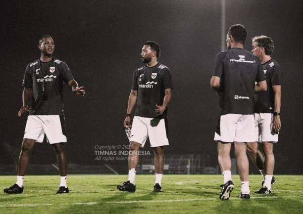 Hadapi Putaran 4 Kualifikasi Piala Dunia 2026, Timnas Indonesia Takkan Tambah Asisten Pelatih Lagi Hadapi Putaran 4 Kualifikasi Piala Dunia 2026, Timnas Indonesia Takkan Tambah Asisten Pelatih Lagi