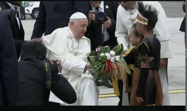 Uskup Agung Jakarta : Paus Fransiskus Bukan Sekadar Pemimpin Gereja Katolik Uskup Agung Jakarta : Paus Fransiskus Bukan Sekadar Pemimpin Gereja Katolik