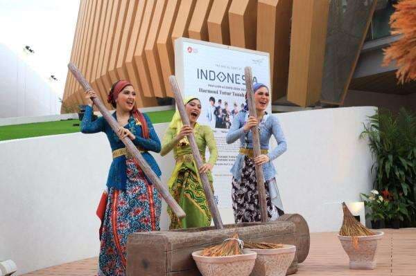 Paviliun Indonesia Cetak Rekor Kunjungan di Expo 2025 Osaka, Catat Komitmen Investasi Rp380 Triliun Paviliun Indonesia Cetak Rekor Kunjungan di Expo 2025 Osaka, Catat Komitmen Investasi Rp380 Triliun