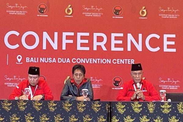 PDIP Daftarkan Kepengursan Baru ke Kemenkum 2 Minggu ke Depan PDIP Daftarkan Kepengursan Baru ke Kemenkum 2 Minggu ke Depan