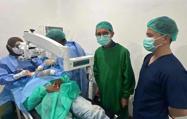 Peduli Kesehatan Mata Masyarakat, BCA Gelar Operasi Katarak Gratis di Kabupaten Kapuas Peduli Kesehatan Mata Masyarakat, BCA Gelar Operasi Katarak Gratis di Kabupaten Kapuas