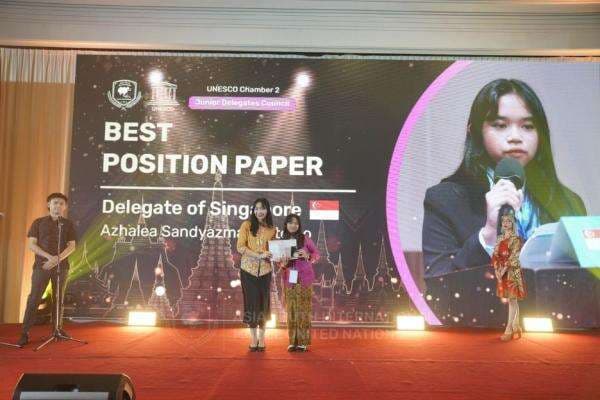 Pelajar Indonesia Harumkan Nama Bangsa di Asia Youth International Model United Nations 17th Pelajar Indonesia Harumkan Nama Bangsa di Asia Youth International Model United Nations 17th