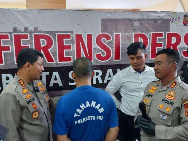 Kerap Nonton Film Porno, Pemuda Ini Lecehkan Siswi SMA Kerap Nonton Film Porno, Pemuda Ini Lecehkan Siswi SMA