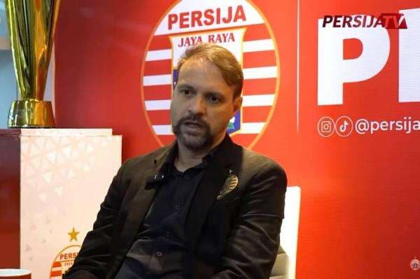 Mauricio Souza Blak-blakan Ungkap Alasan Persija Masih Pasif di Bursa Transfer Mauricio Souza Blak-blakan Ungkap Alasan Persija Masih Pasif di Bursa Transfer