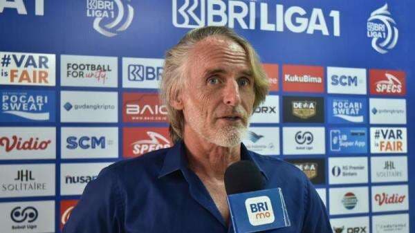 Jawaban Mengejutkan Pelatih Dewa United saat Ditanya Kans Juara Liga 1 2024-2025 Jawaban Mengejutkan Pelatih Dewa United saat Ditanya Kans Juara Liga 1 2024-2025