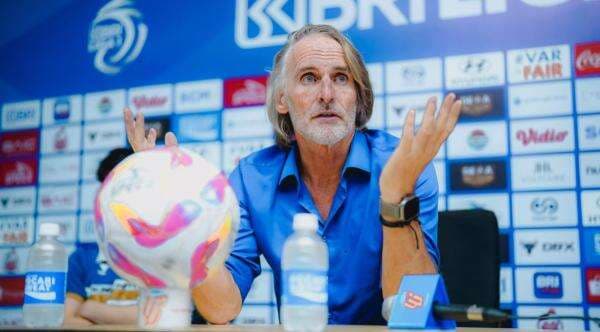 Persib Bandung Bisa Tersenyum, Dewa United Tak Berhasrat Juara Liga 1 2024-2025 Persib Bandung Bisa Tersenyum, Dewa United Tak Berhasrat Juara Liga 1 2024-2025