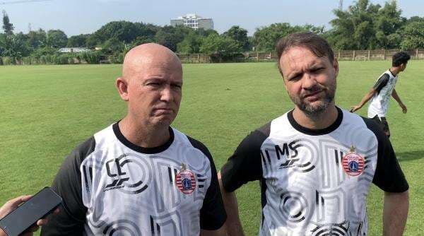 Pelatih Persija Jakarta Pertanyakan Kuota 11 Pemain Asing di Super League 2025-2026: Apa Niatnya? Pelatih Persija Jakarta Pertanyakan Kuota 11 Pemain Asing di Super League 2025-2026: Apa Niatnya?