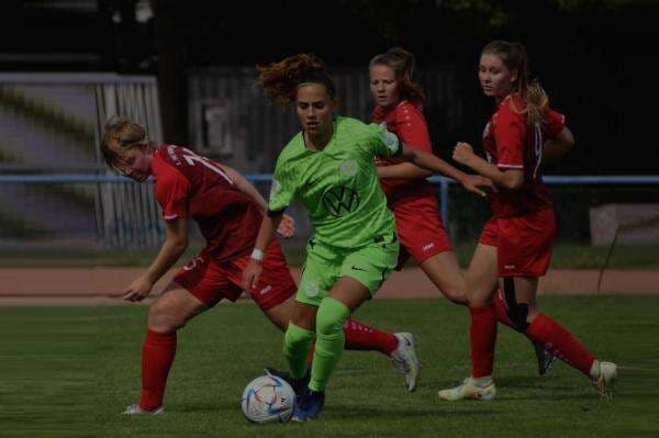 Biodata Djenna de Jong, Pesepak Bola Putri Keturunan Indonesia yang Batal Dinaturalisasi Biodata Djenna de Jong, Pesepak Bola Putri Keturunan Indonesia yang Batal Dinaturalisasi