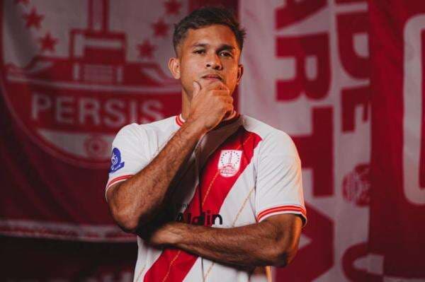 Persis Solo Resmi Rekrut Pemain Serbabisa Timnas Singapura Persis Solo Resmi Rekrut Pemain Serbabisa Timnas Singapura