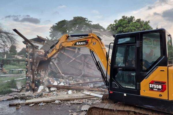 Posko GRIB Jaya di Lahan BMKG Akhirnya Dibongkar! Posko GRIB Jaya di Lahan BMKG Akhirnya Dibongkar!
