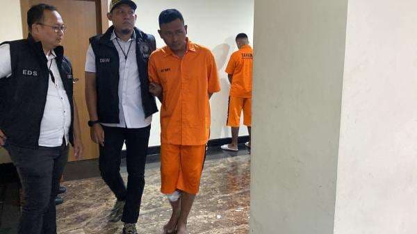 Ini Tampang Pembunuh Balita yang Tewas Terbakar di Tangerang Ini Tampang Pembunuh Balita yang Tewas Terbakar di Tangerang